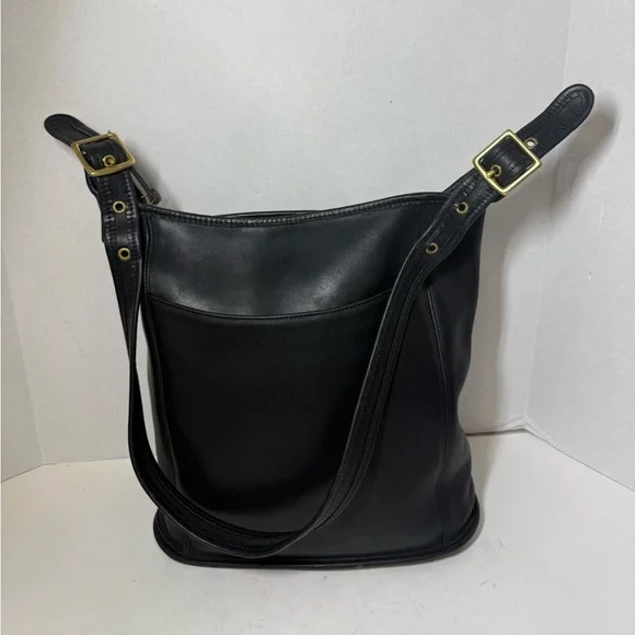 COACH Legacy 9060 Duffle Black Shoulder Vintage